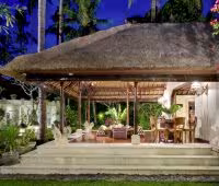 Вилла Taman Sorga, Открытый павильон Столовая